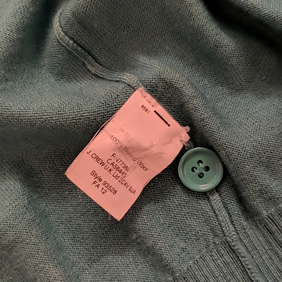 100% merino wool J. Crew cardigan - Picture 3 of 4
